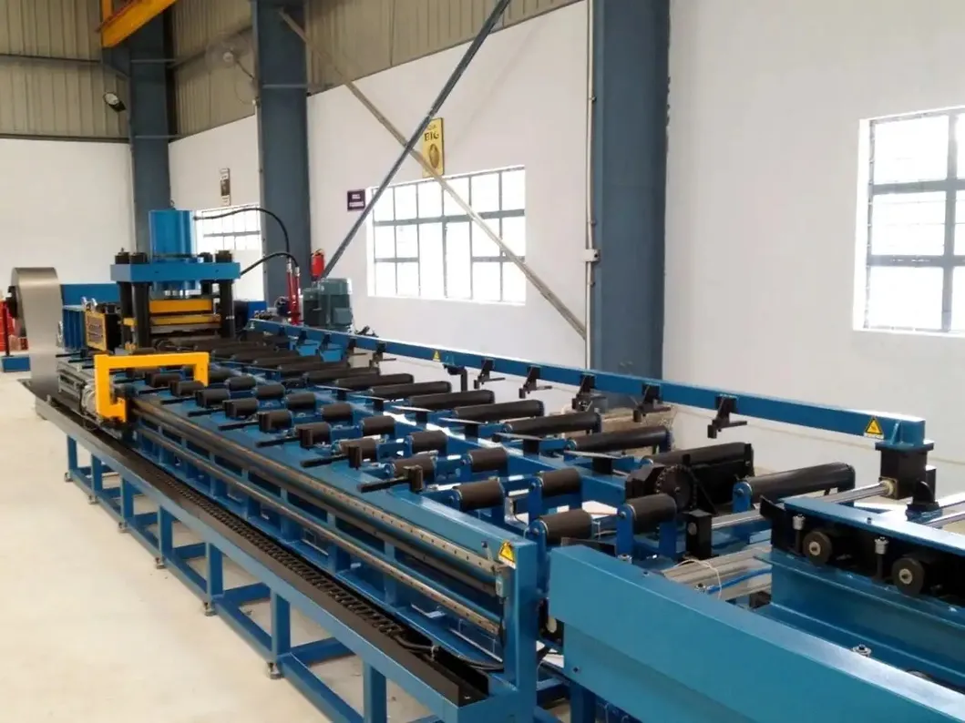 Dây chuyền sản xuất tự động hàn vây tản nhiệt dầu biến áp phân phối tường vây sóng làm mát 3